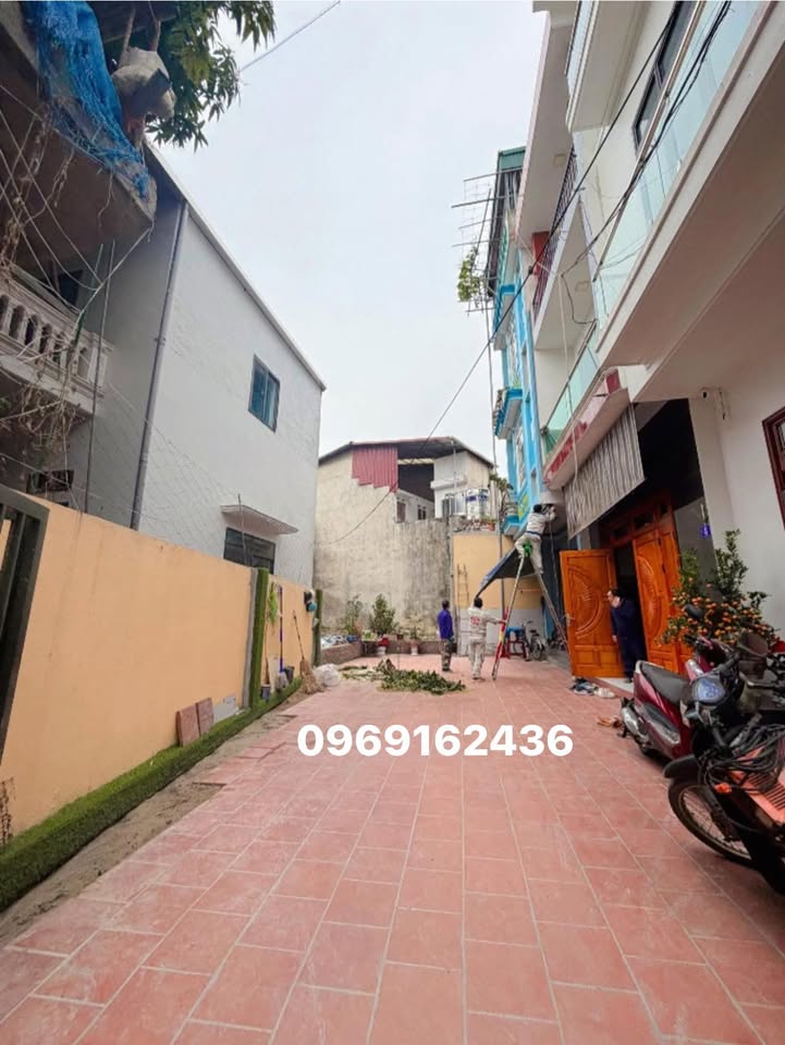 Bán Đất Nền Nông Trang - 105m² - Sổ Đỏ Sẵn Sàng - Gần Phố Ẩm Thực Nguyễn Du