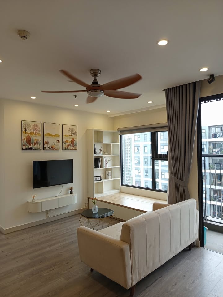 Bán Căn Góc 2PN Vinhomes Smart City 64m² - View Công Viên, Sẵn Sổ