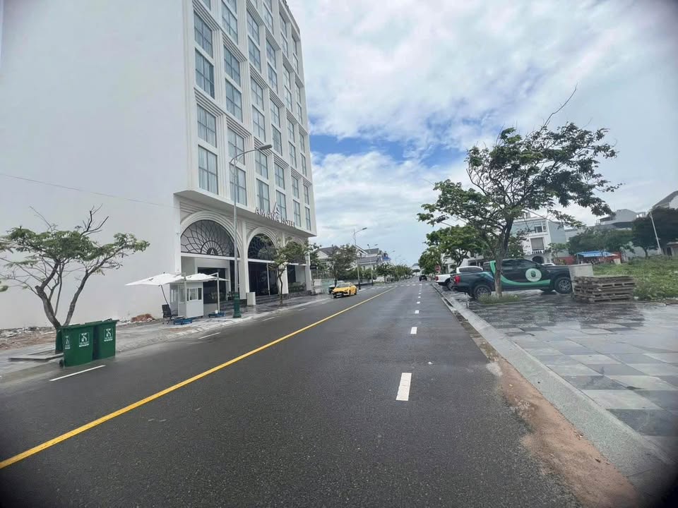 Bán Gấp Đất Nền Ocean D3 Phan Thiết 140m² - Sổ Hồng Sẵn Sàng