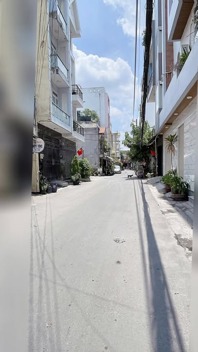 Nhà 5 Tầng Hẻm Thông Mã Lò, Bình Tân - 5PN, 5WC, Sẵn Sàng Ở Ngay!