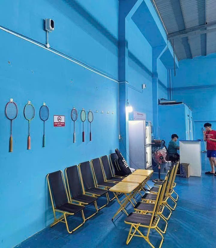 Sang Nhượng Sân Cầu Lông 4 Sân - Tân Phú - 300 Triệu