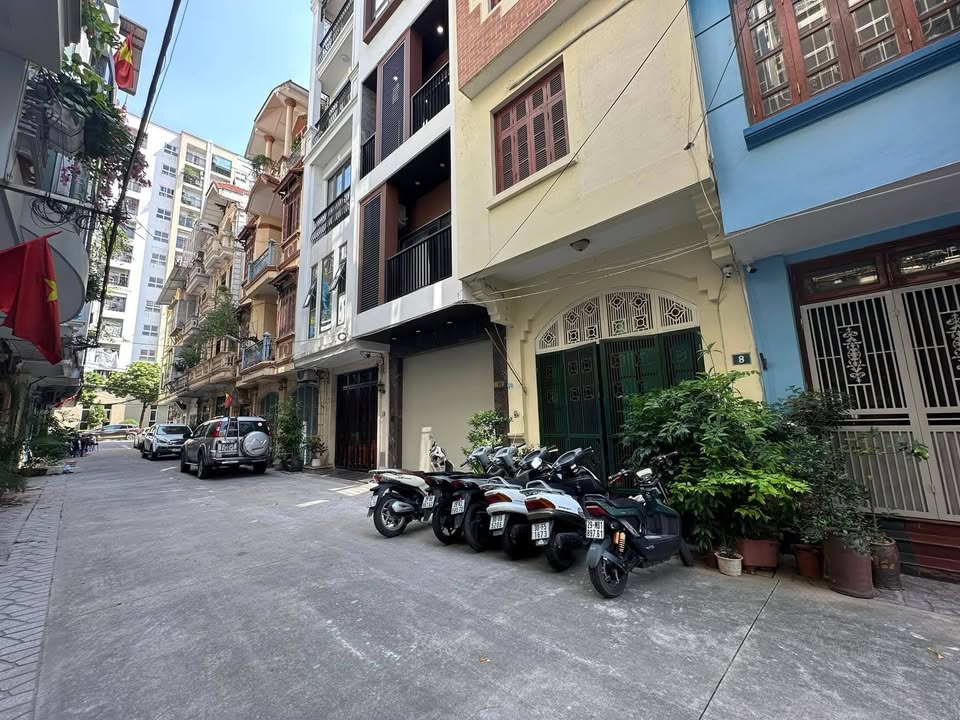 Nhà Long Biên 45m² 7 Tầng Ô Tô Tránh - Vừa Ở Vừa Đầu Tư