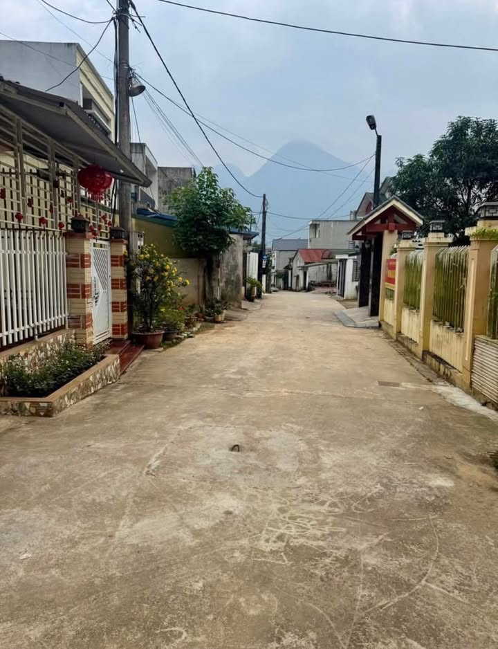 Bán Đất 130m² Ngõ 19/5, TP Hà Giang - 1.65 Tỷ, Full Thổ Cư, Oto Tránh