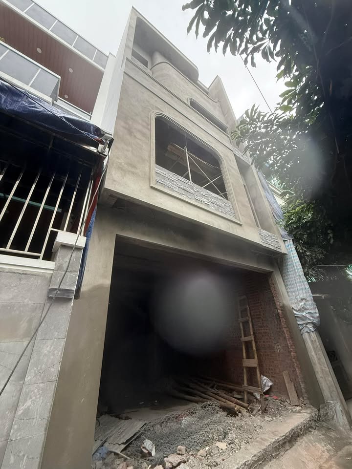 Nhà 4 Tầng Trường Chinh - Nam Định: 48.3m², 3.8 Tỷ, Ô Tô Vào Tận Nhà