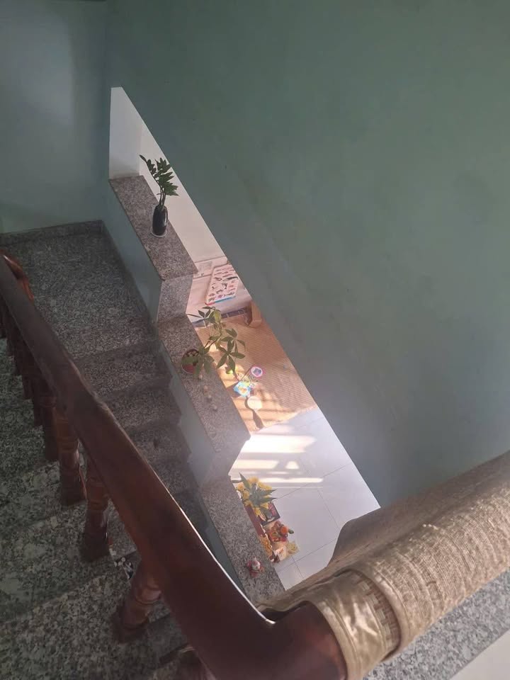 Nhà 50m² Dĩ An - 2PN, Hẻm Xe Tải, Giá Tốt Chính Chủ