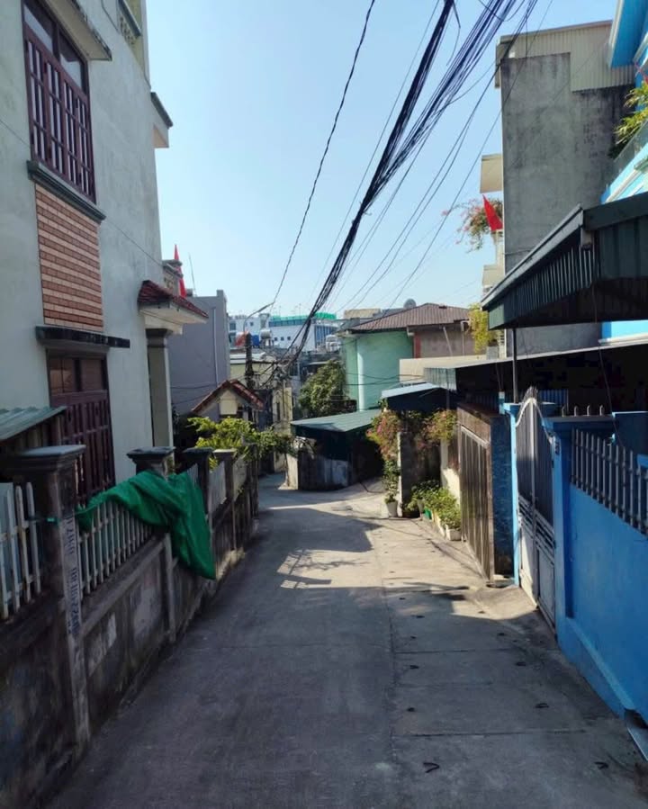 Đất nền Hạ Long 60m² - Ngay Cột 3, Hướng Đông Nam, Giá 2 Tỷ