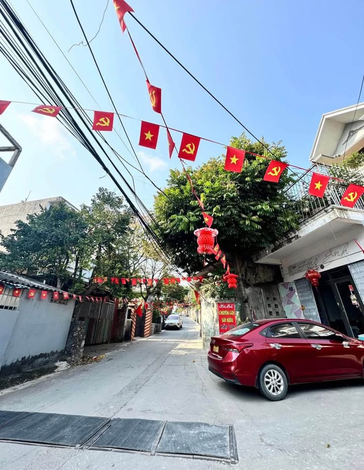 Nhà 50m² Hạ Long, 3 Mặt Thoáng, Gara Oto Riêng, View Biển - 3.85 Tỷ