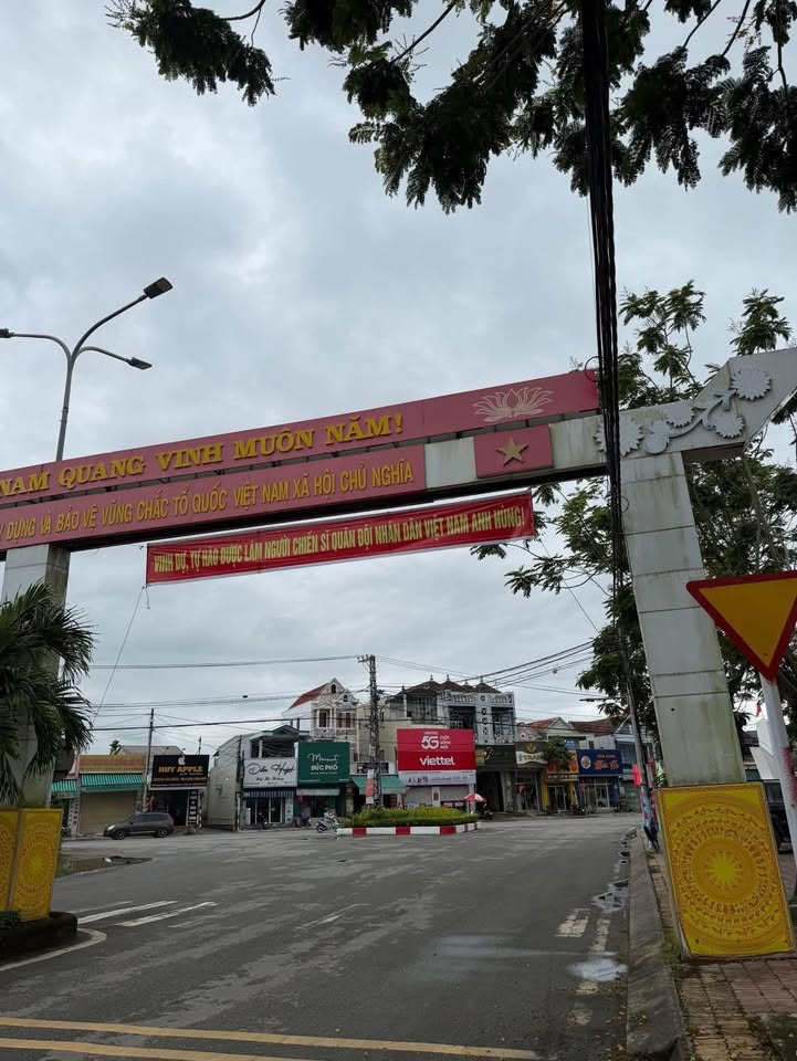 Mặt Tiền Trần Phú Đức Phổ - Lô Góc 104m² Giá 1.7 Tỷ, Hướng Nam Tài Lộc