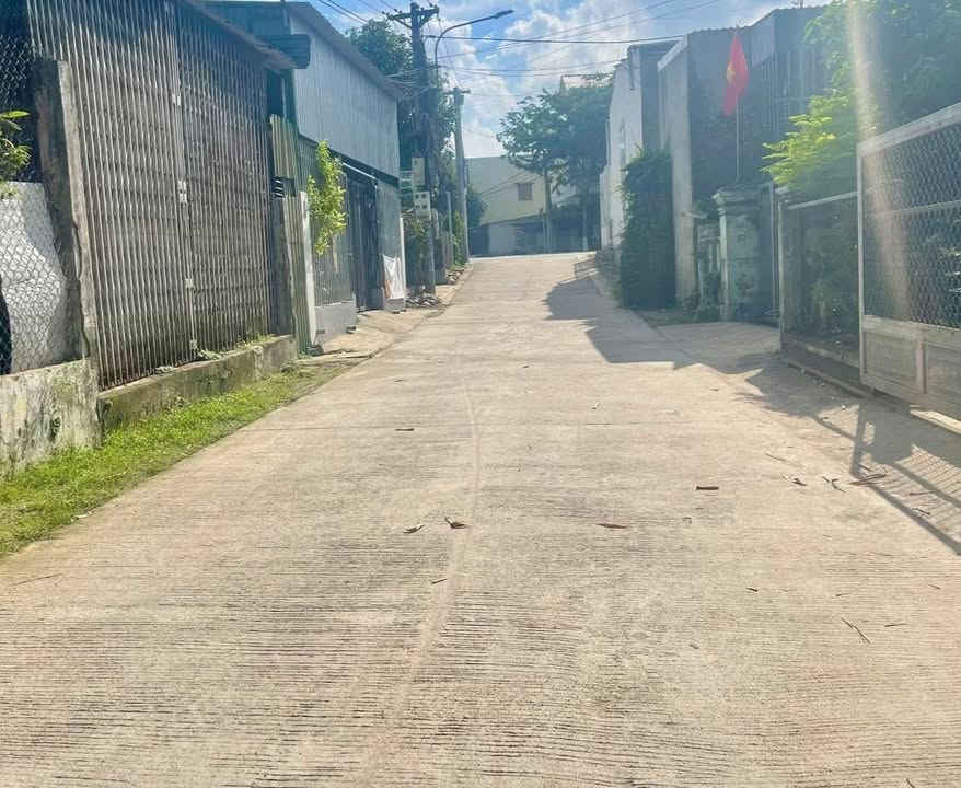 Đất Nền 100m² Hẻm Tế Hanh, Quảng Ngãi - Sổ Đỏ Vuông Vức, Giá Đầu Tư 1.2 Tỷ