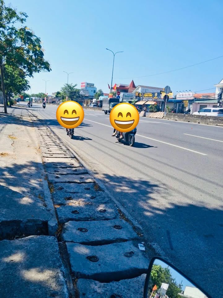 Bán Gấp Đất Mặt Tiền QL51, Phú Mỹ 40m² - Giá 5.6 Tỷ