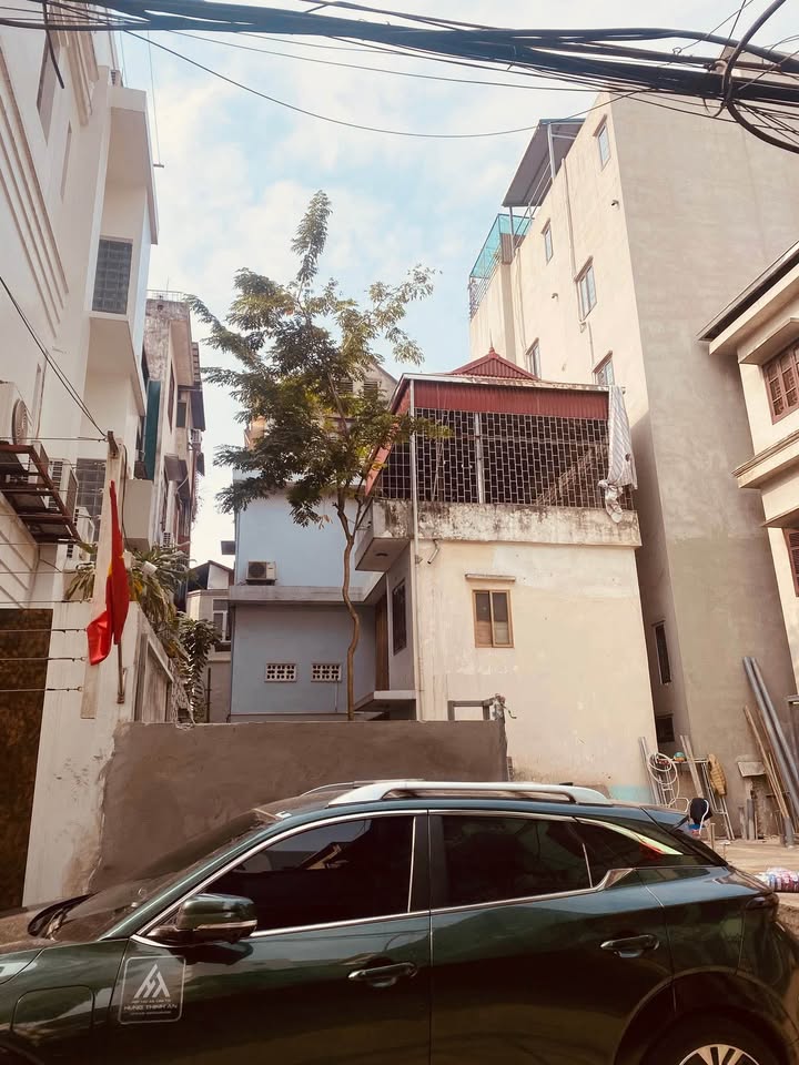 Nhà Mặt Tiền Trần Cung 120m² - Kinh Doanh Đỉnh Cao, Dòng Tiền Ổn Định