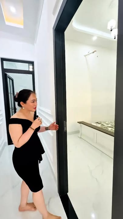 Nhà Tân Cổ Điển 102m² Tại Đồng Tháp - Giá 2.88 Tỷ TL