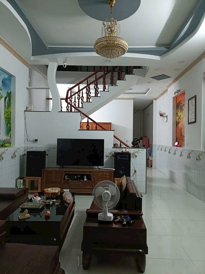 Nhà Phường Tân Vĩnh Hiệp, Bình Dương - 100m² Giá 2.95 Tỷ, Xe Hơi Vào Nhà