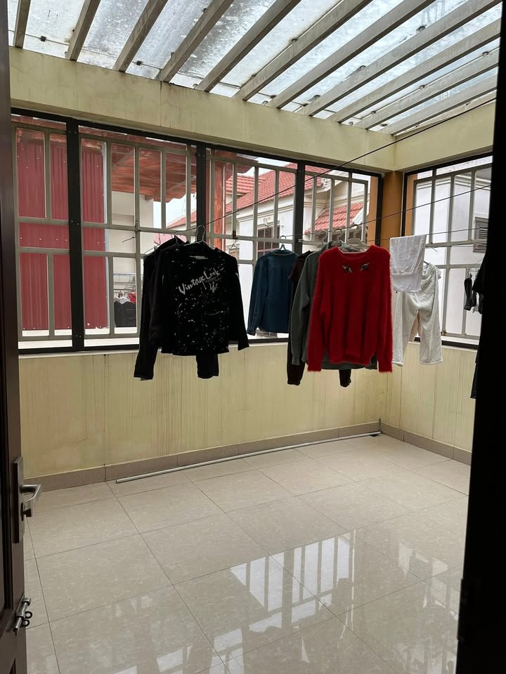 Cho thuê Biệt thự 8 Ngủ Gần Hồ Điều Hòa - Sẵn Sàng Ở Ngay