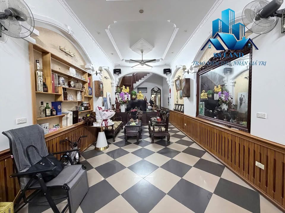 Bán gấp nhà 3 tầng 86.8m² mặt tiền 4m, ngay làn 2 Hùng Vương, Bắc Giang