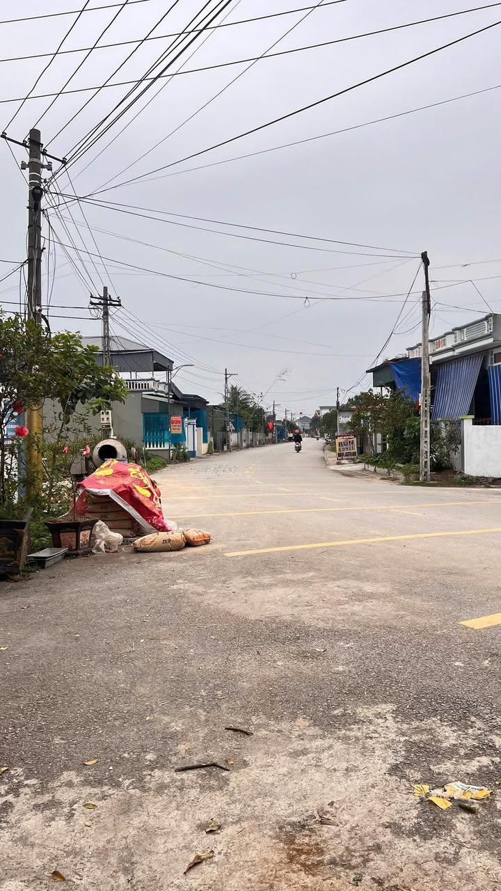 Đất nền Quảng Khê 660m² - Sẵn sổ, giá 650 triệu/lô