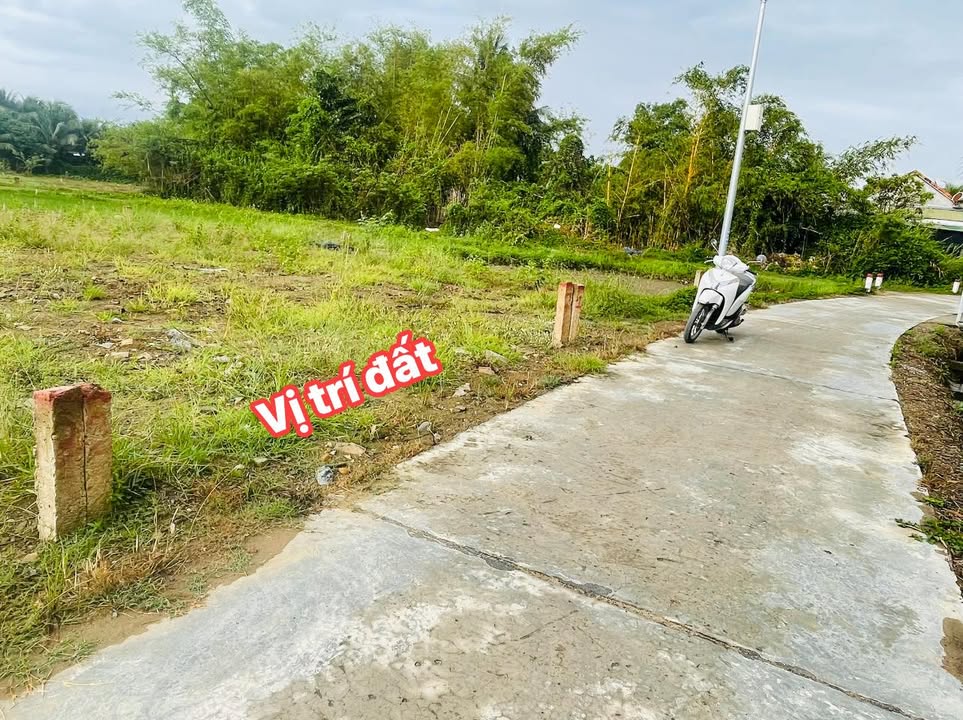 Bán đất Ninh Hoà 100m² - Sổ đỏ thổ cư, đường thông thoáng