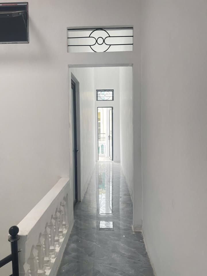 Nhà 2 Tầng Mặt Tiền Kinh Doanh Nguyễn Quang Bích, Yên Bái - 70m²