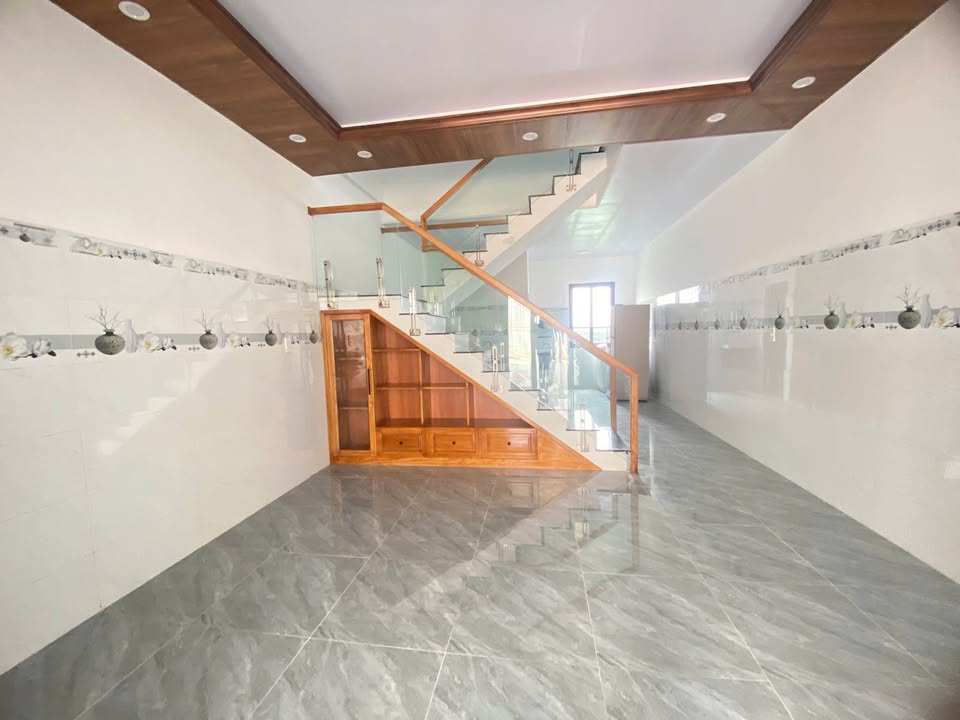 Nhà Kiên Cố P8 Đà Lạt - 60m² - 3 Tỷ - Ô Tô Tận Nhà