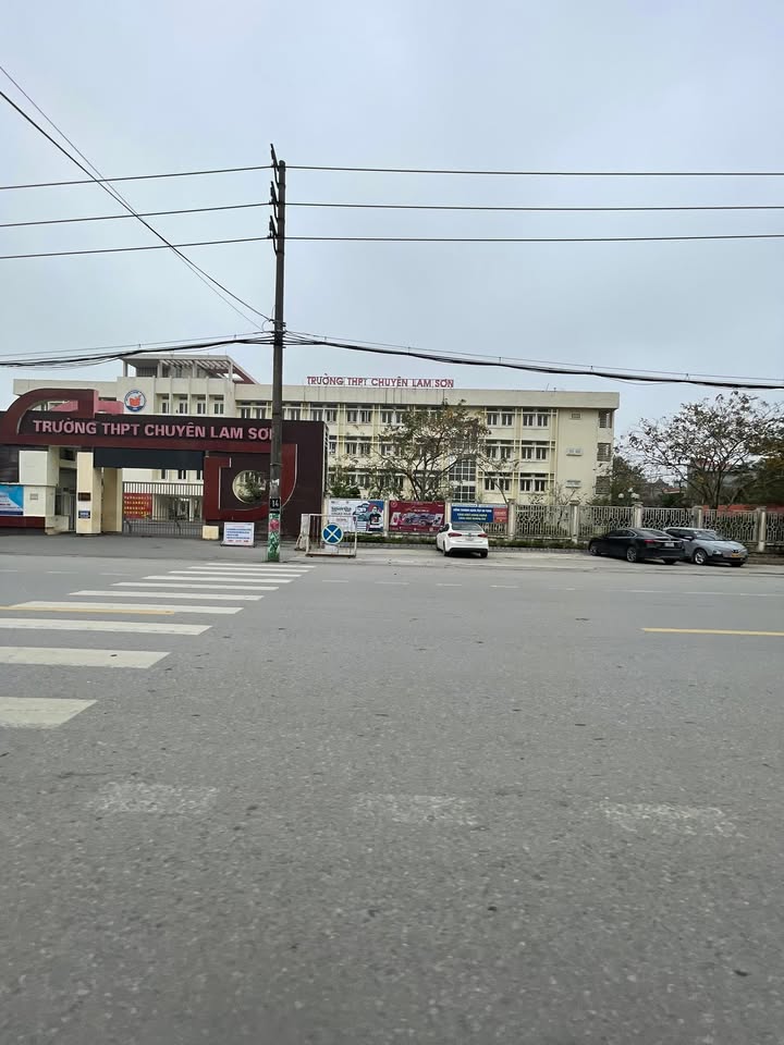 Bán đất 76.9m² mặt tiền 4.3m T.Phố Thanh Hóa - Tặng nhà C4, ô tô đậu cửa