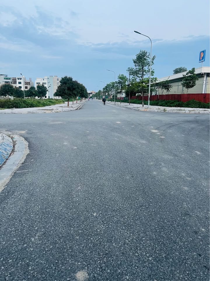 Nhà phố kinh doanh Vườn Bia Phú Sơn 81m² - Sẵn sổ, giá F0 đầu tư