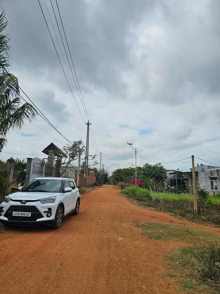 Đất nền Ea Kar, Đắk Lắk - 550m² Mặt tiền đường 13m, Giá chỉ 1.05 tỷ