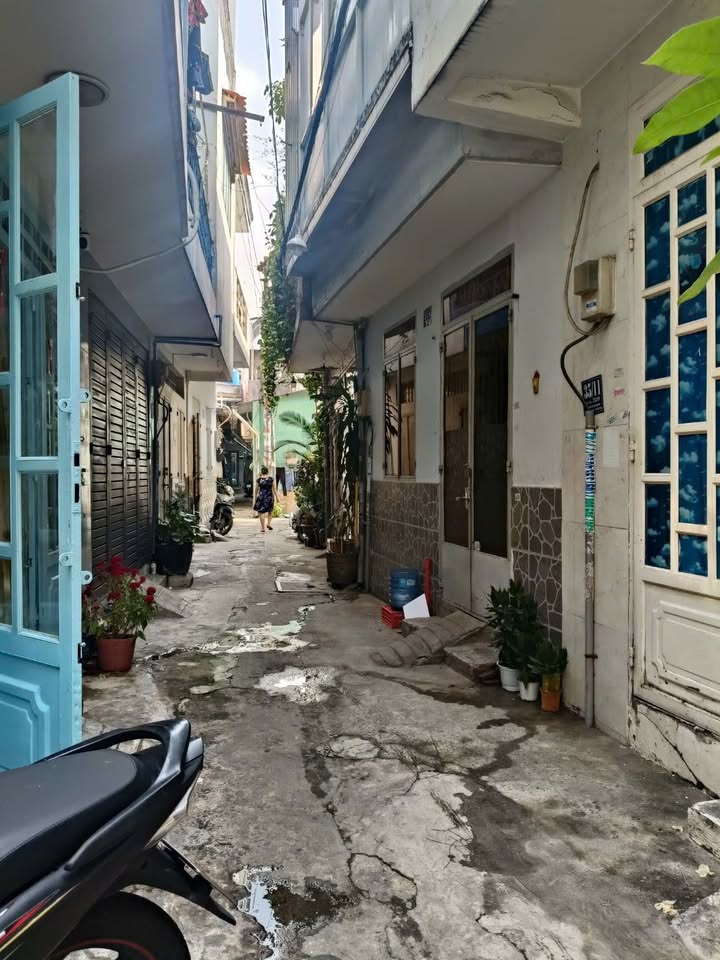 Nhà 2PN Tân Phú - 3.2 Tỷ - Hẻm 3m An Ninh, Sẵn Ở Ngay