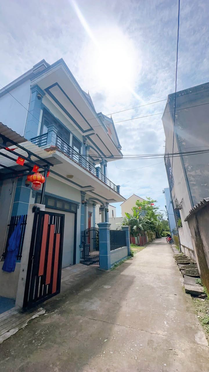 Bán nhà 2 tầng trung tâm Bắc Lý, Đồng Hới - 102m² giá 3.3 tỷ