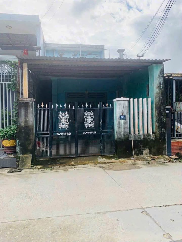 Nhà Mặt Tiền Kinh Doanh DH04, Điện Bàn - 180m², 2 Tầng, Giá 1.9 Tỷ