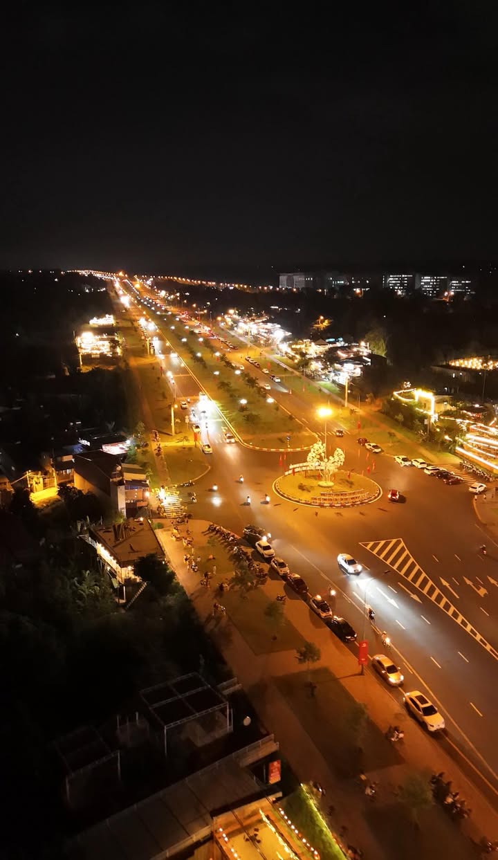 Mặt Tiền Đại Lộ Đông Tây, Buôn Ma Thuột - 154m² Kinh Doanh Đắc Địa