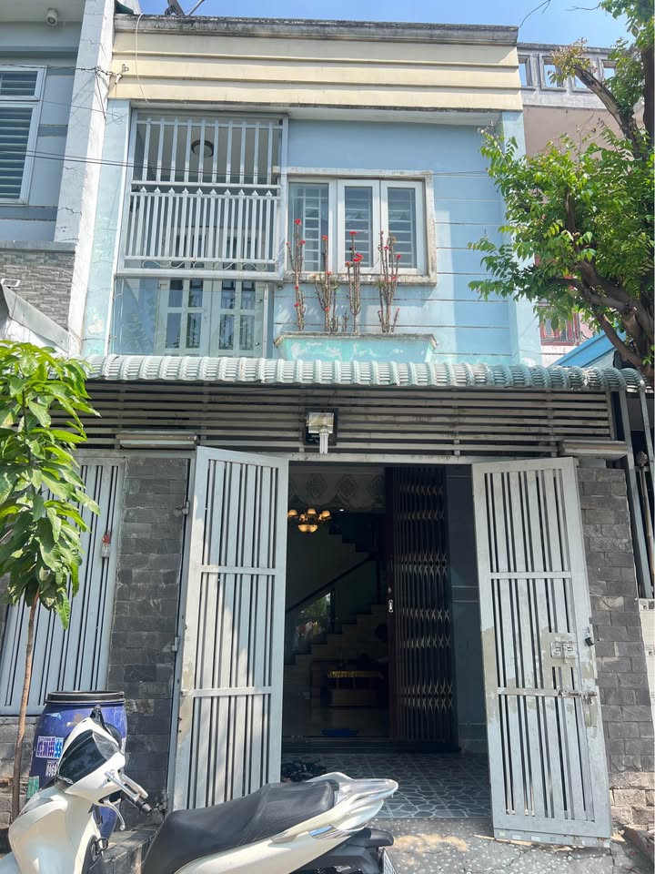 Nhà Lầu Trệt KDC Tứ Hải, 62m² Giá 3.7 Tỷ - Full Nội Thất, Sẵn Sàng Đón Tết!