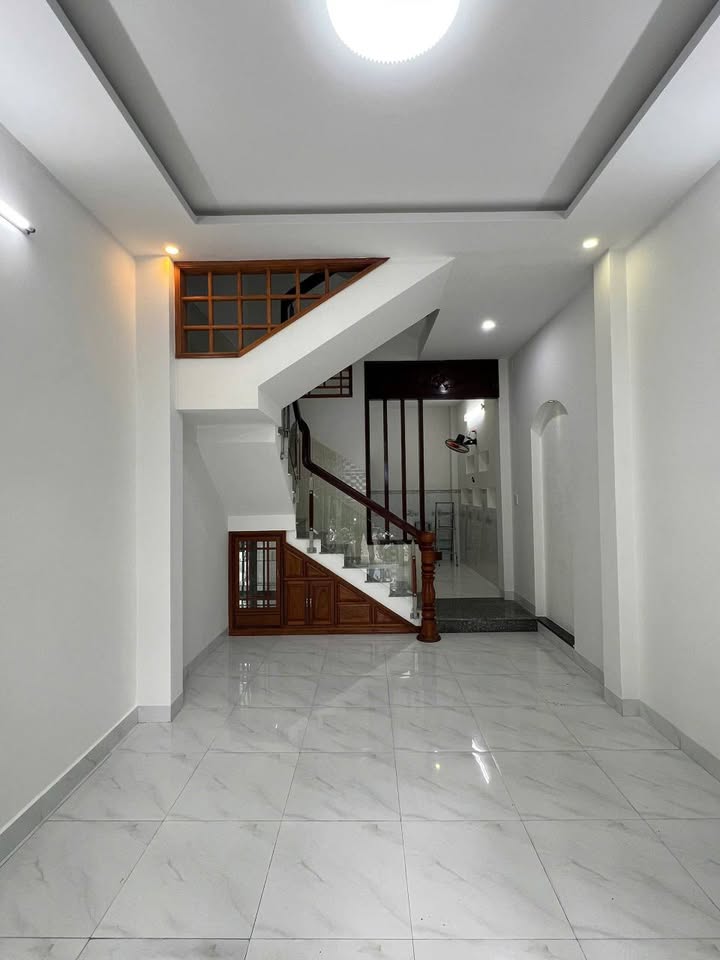 Nhà Mặt Tiền Nguyễn Thị Minh Khai, Phù Mỹ - 40.7m² Sổ Hồng, Gần Biển 500m