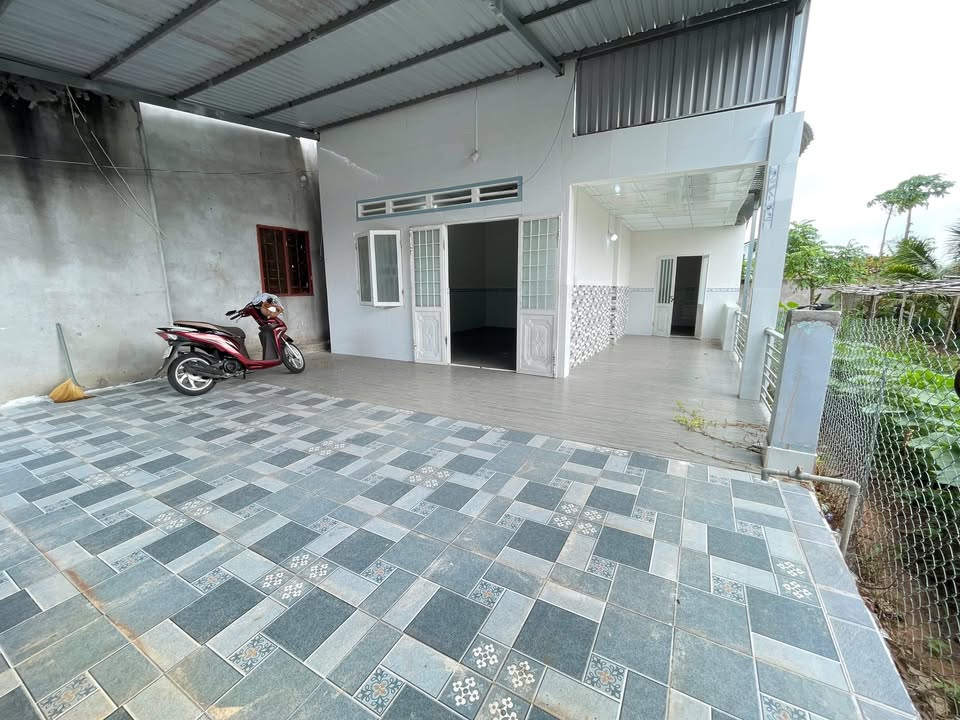 Nhà Cấp 4 TT Đất Đỏ, BRVT - 160m² Giá Tốt, Sẵn Sàng Ở