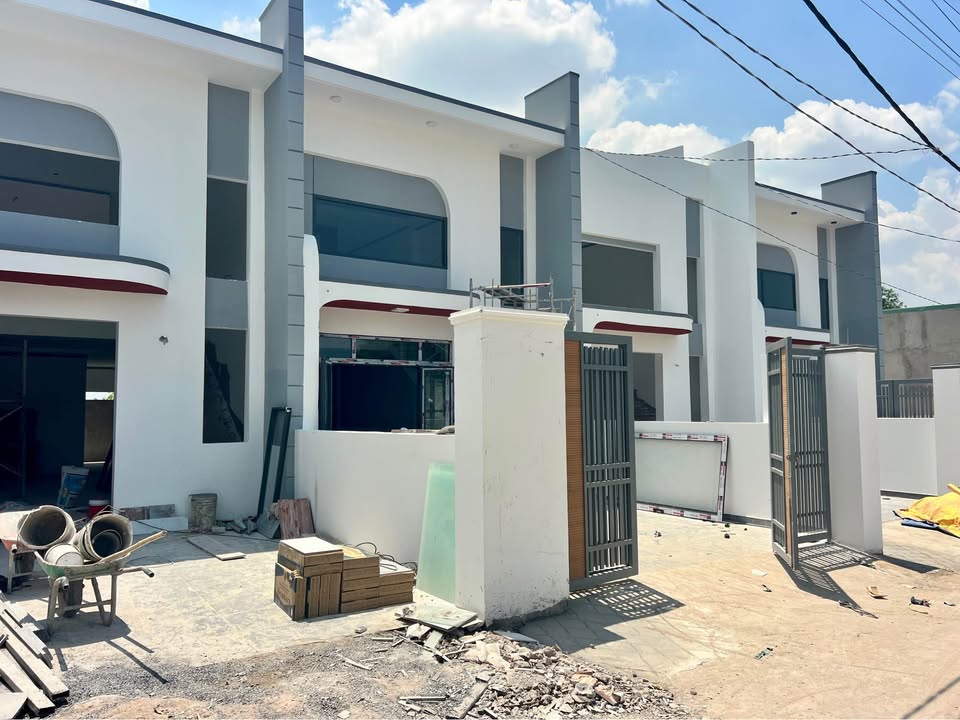 Nhà Trảng Bom - Sổ Riêng 100m² Giá 1.57 Tỷ - Sẵn Sàng An Cư