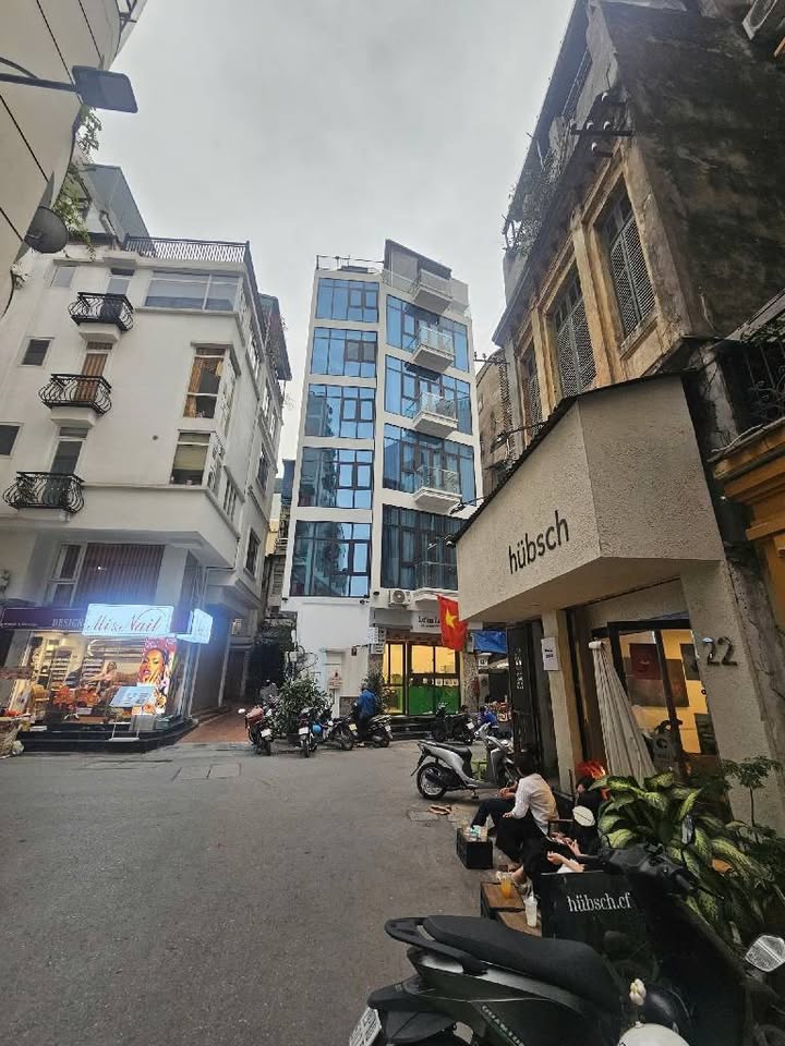 Nhà Mặt Phố Hàng Bông, Hoàn Kiếm - Kinh Doanh Đỉnh Cao 330m²