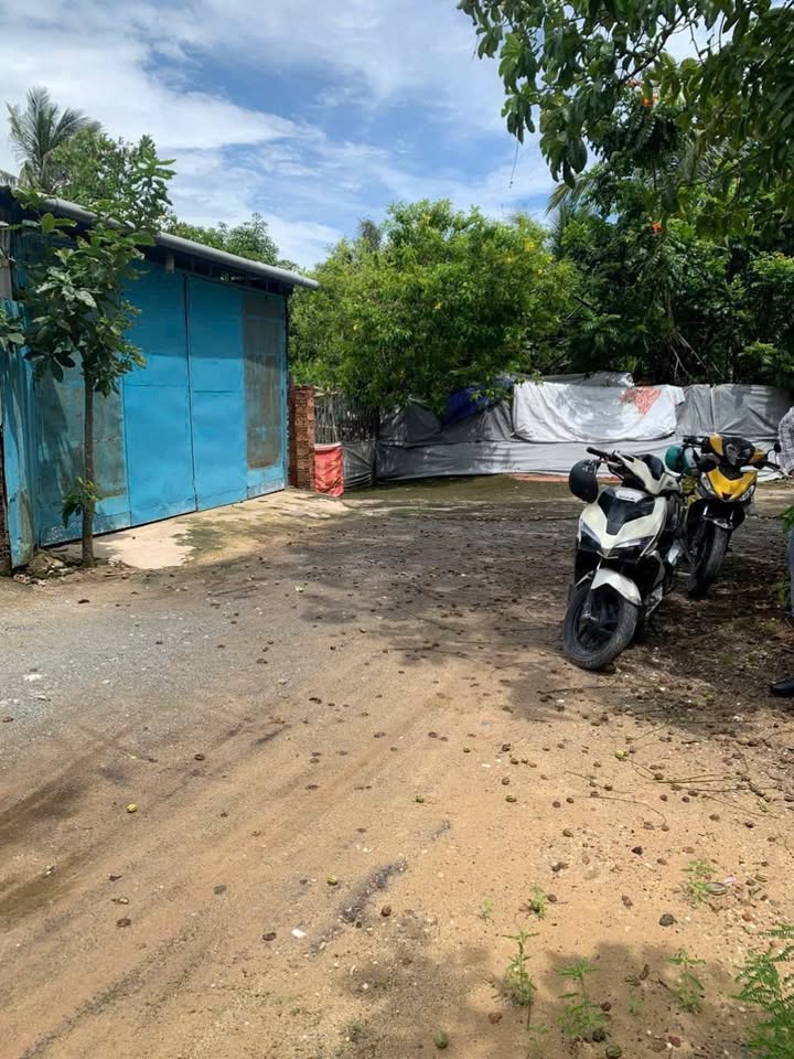 Đất Tặng Nhà View Rạch An Sơn, Thuận An - 183m² Giá 2.2 Tỷ