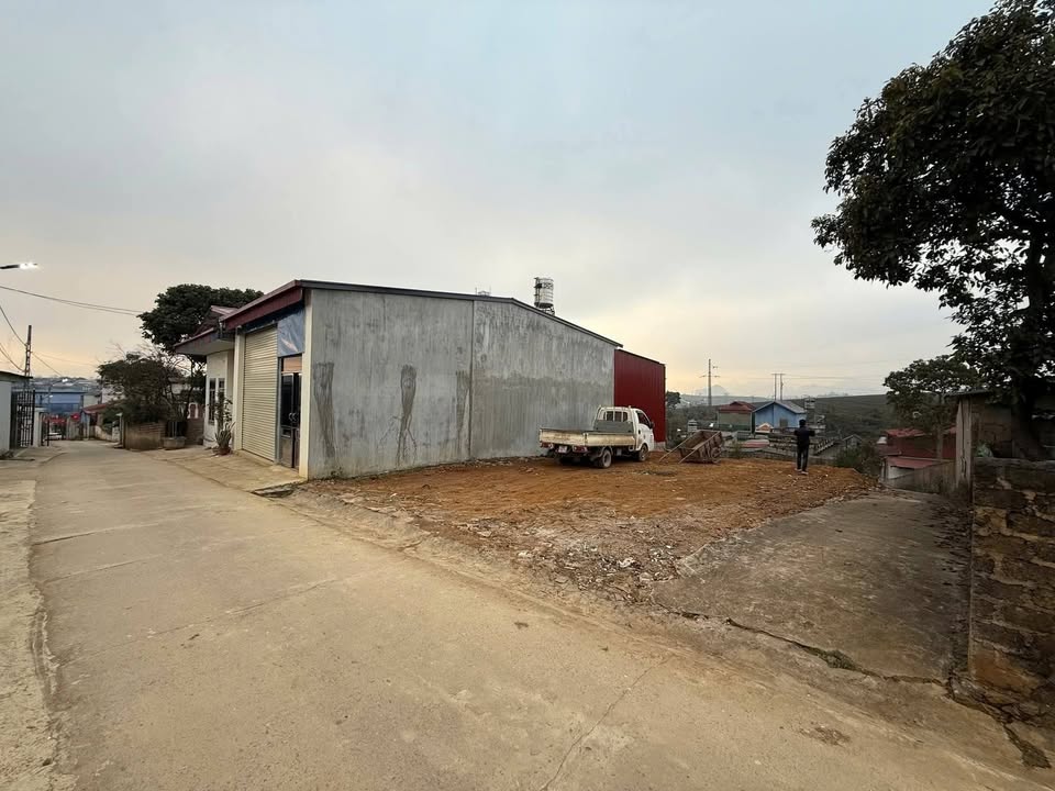 Đất nền 2 mặt tiền Mộc Châu 255m² - Trung tâm quy hoạch du lịch