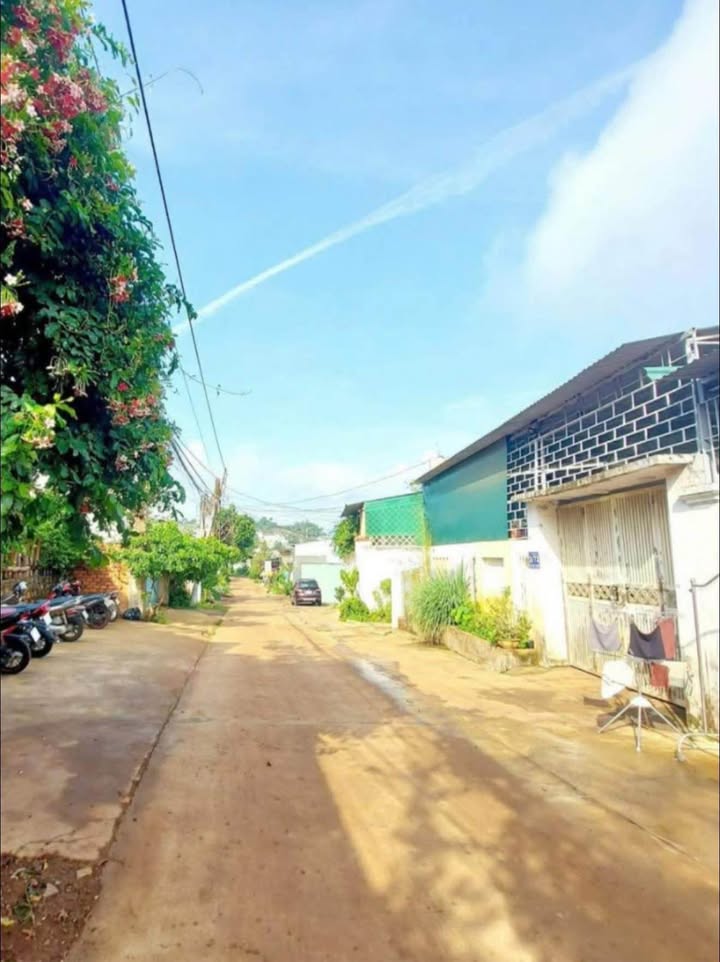 Đất Hẻm Chính 03 Nguyễn Thiếp, Pleiku - 320m² Sổ Hồng Riêng, Giá Tốt