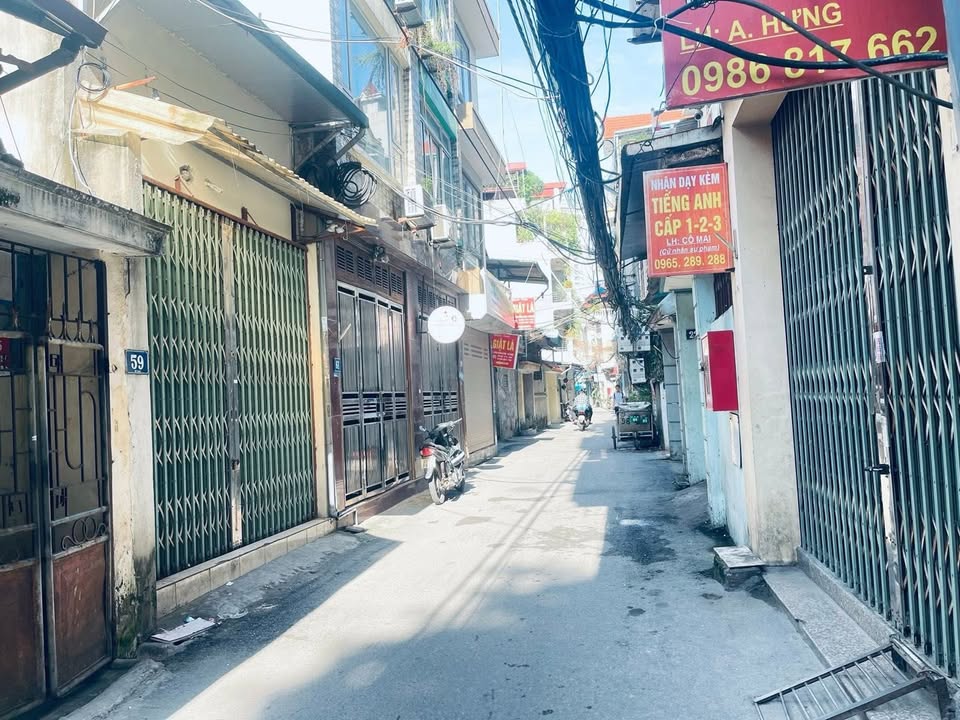 Nhà Mặt Ngõ Kinh Doanh Văn Quán, Hà Đông - 40m² Sổ Hồng, Ô Tô Đỗ Cửa