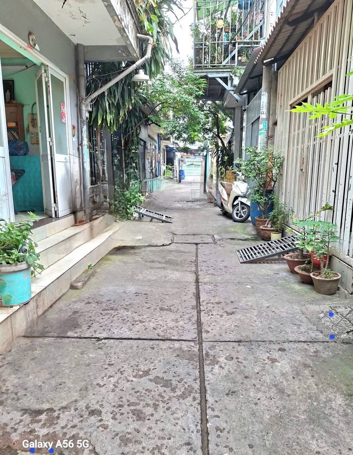 Bán Nhà Lê Đình Cẩn Bình Tân 60m² - Giá 3 Tỷ, Xe Hơi Vào Nhà