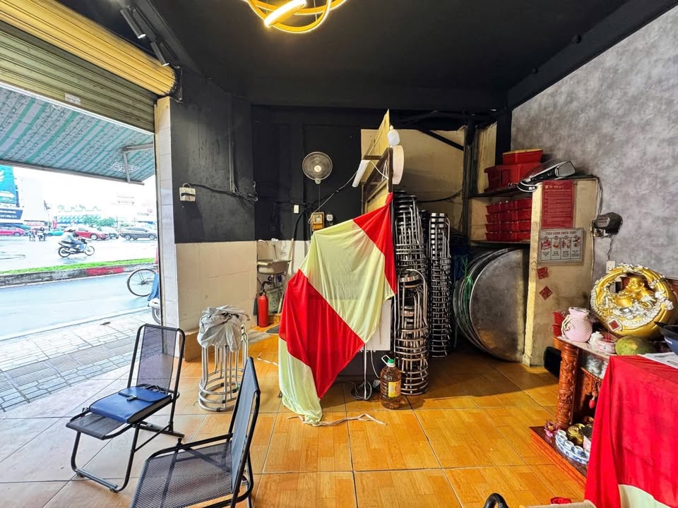 Nhà Mặt Tiền Nguyễn Văn Luông Q6 - 9.5 Tỷ - Ngang 6.6m