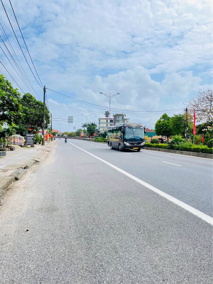 Đất Mặt Tiền Lê Duẩn Quảng Trị 300m² - Kinh Doanh Đa Ngành Nghề