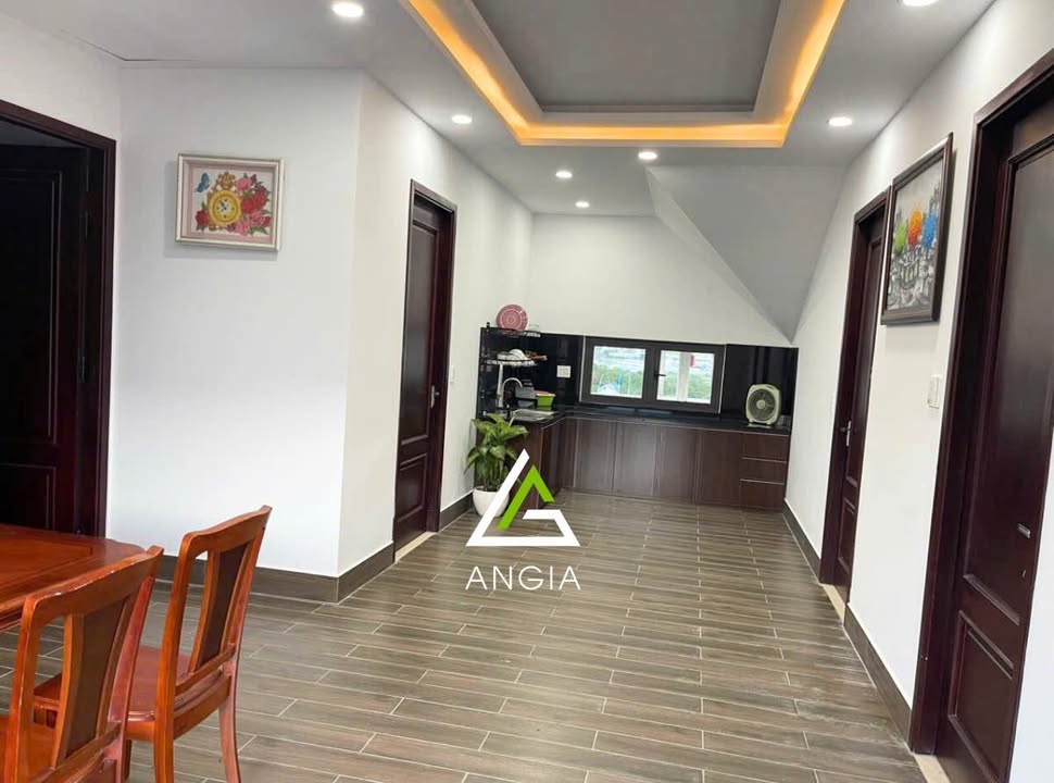 Biệt Thự Đà Lạt 239m² Hoàng Hoa Thám - Kinh Doanh Lưu Trú Ổn Định - 14 Tỷ