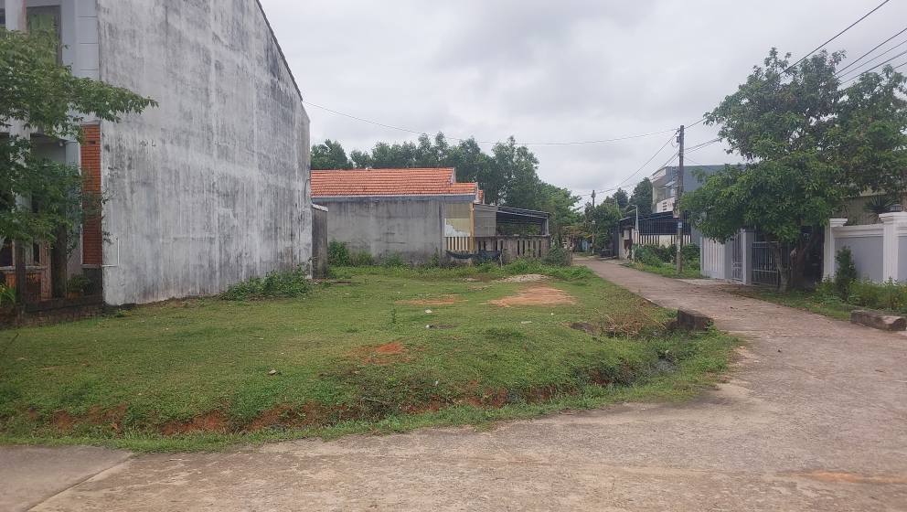 Đất Lô Góc Trần Phú Nối Dài, Tam Kỳ - 242m² Giá 1.4 Tỷ, Sẵn Sàng Xây Biệt Thự/Kho Xưởng