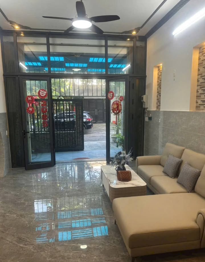 Nhà 2 Tầng Đồng Trí 3 Liên Chiểu 85m² - Ô Tô, Sổ Hồng Riêng - 5.75 Tỷ