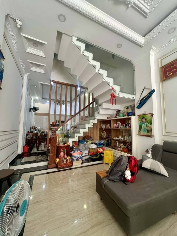 Nhà Phường Bình Hưng Hoà B, 68m² 4PN, Giá 6.8 Tỷ - Sẵn Sàng Vào Ở Ngay!