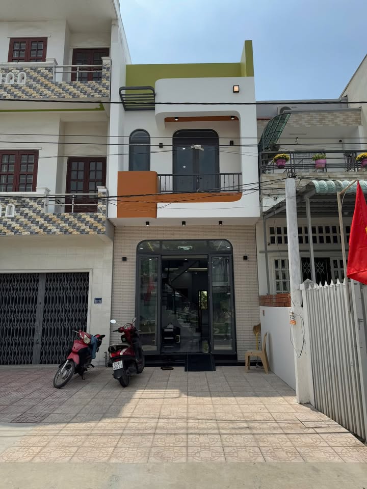 Nhà Trệt Lầu KDC Hưng Phú - 60m² Sổ Hồng, Đối Diện Công Viên, Giá 4.39 Tỷ