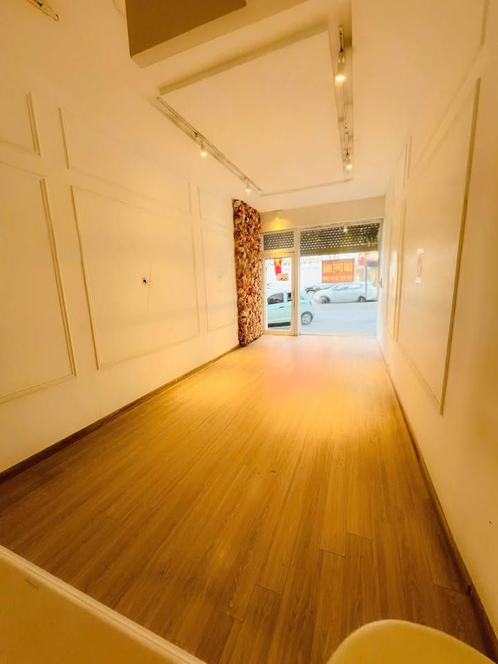 Nhà Mặt Phố Huế 100m² - Cho Thuê Kinh Doanh Đắc Lộc