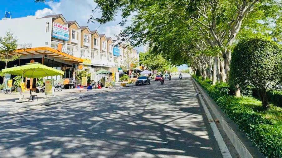 Nhà Mặt Tiền 3 Tháng 2, Long Xuyên - Kinh Doanh Đa Ngành, Giá 9.9 Tỷ