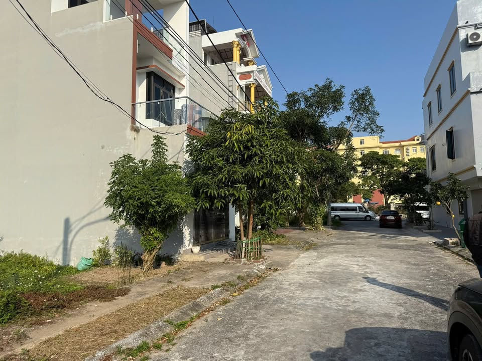 Đất nền Kiến Xương 90m² - Sổ đỏ chính chủ, giá 1.3 tỷ